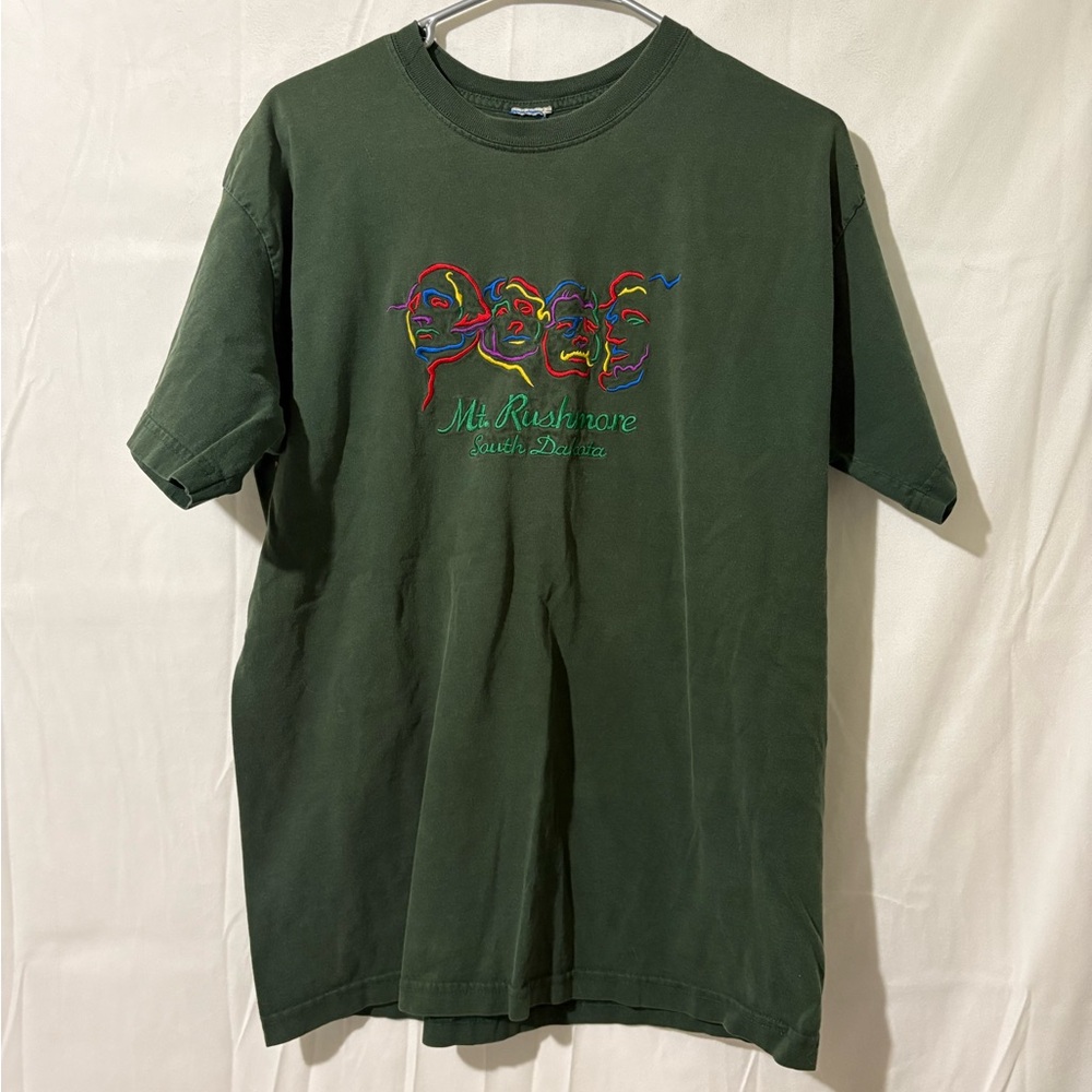 Mt Rushmore South Dakota t shirt green vintage